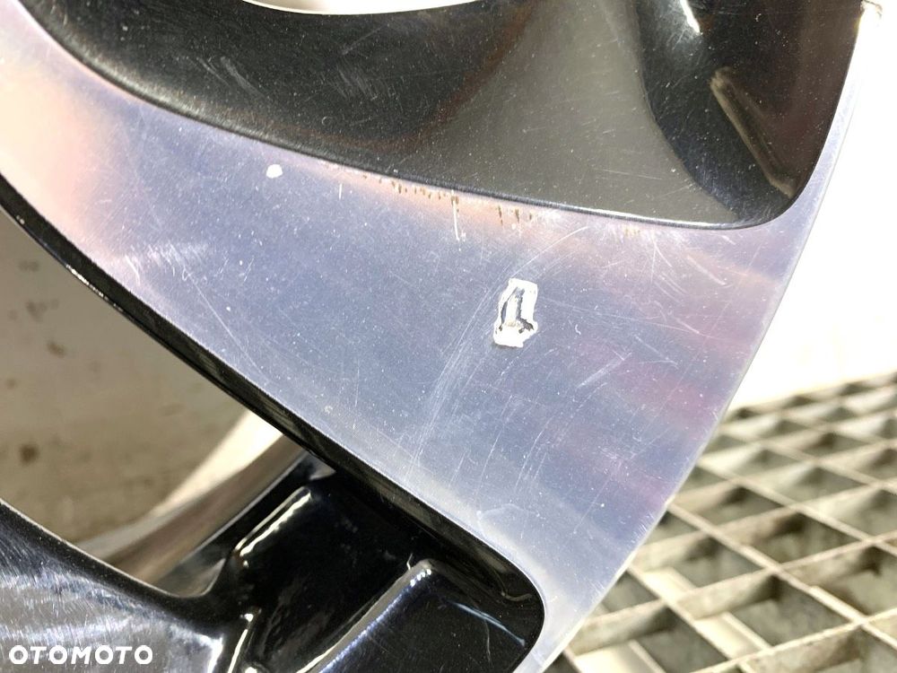 FELGA ALUMINIOWA 16 6,5j 5x114,3 CENTR 64,1 ET45  HONDA - 2