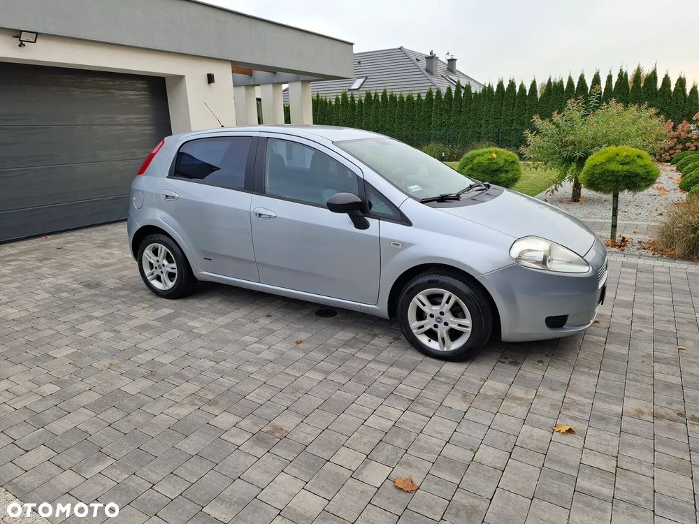 Fiat Grande Punto 1.2 8V Actual - 10