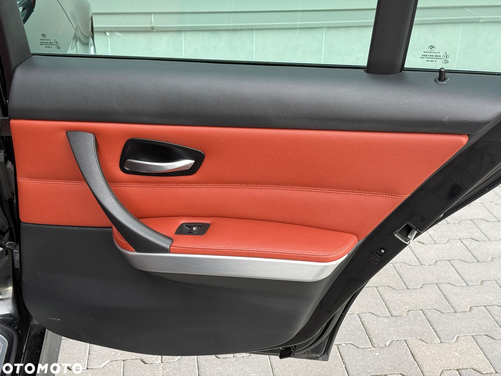 BMW Seria 3 320i - 25