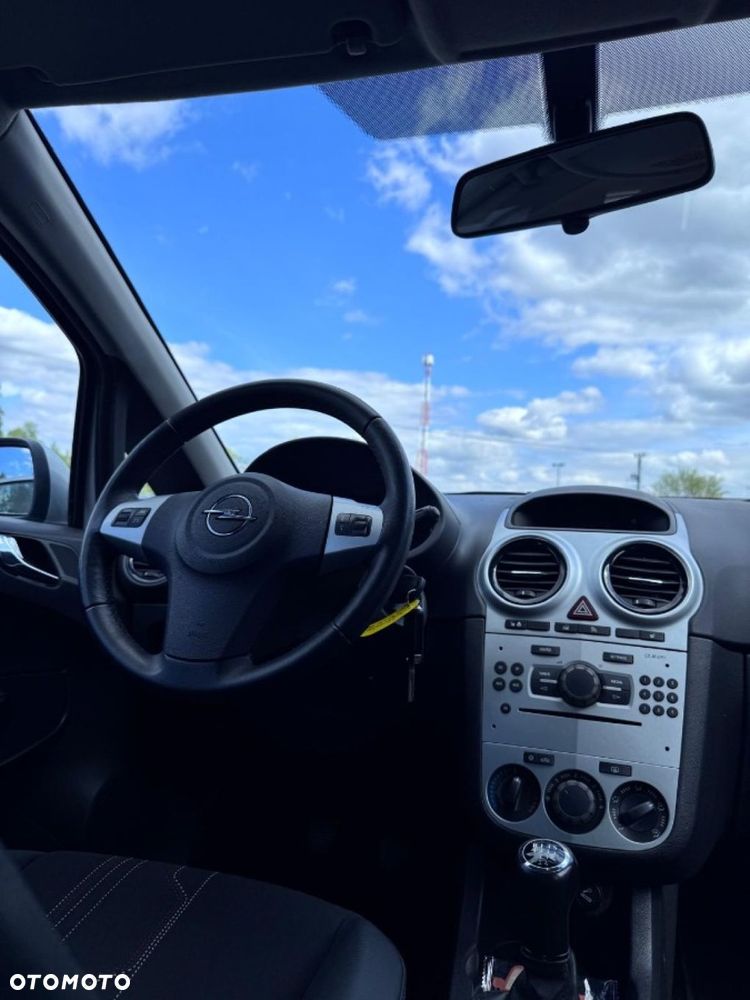 Opel Corsa - 27