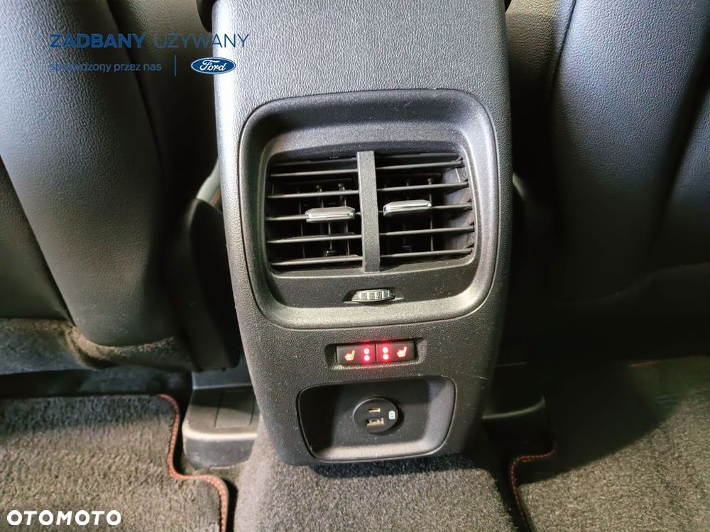 Ford Kuga 2.5 Duratec PHEV ST-LINE X - 34