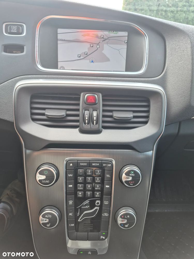 Volvo V40 D2 You - 16