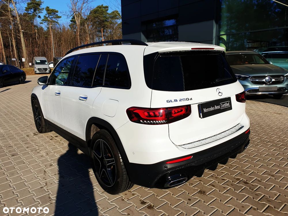 Mercedes-Benz GLB 200 d AMG Line 8G-DCT - 5