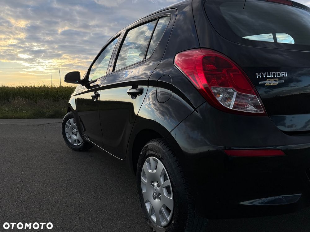 Hyundai i20 1.25 Wersja Jubileuszowa - 13