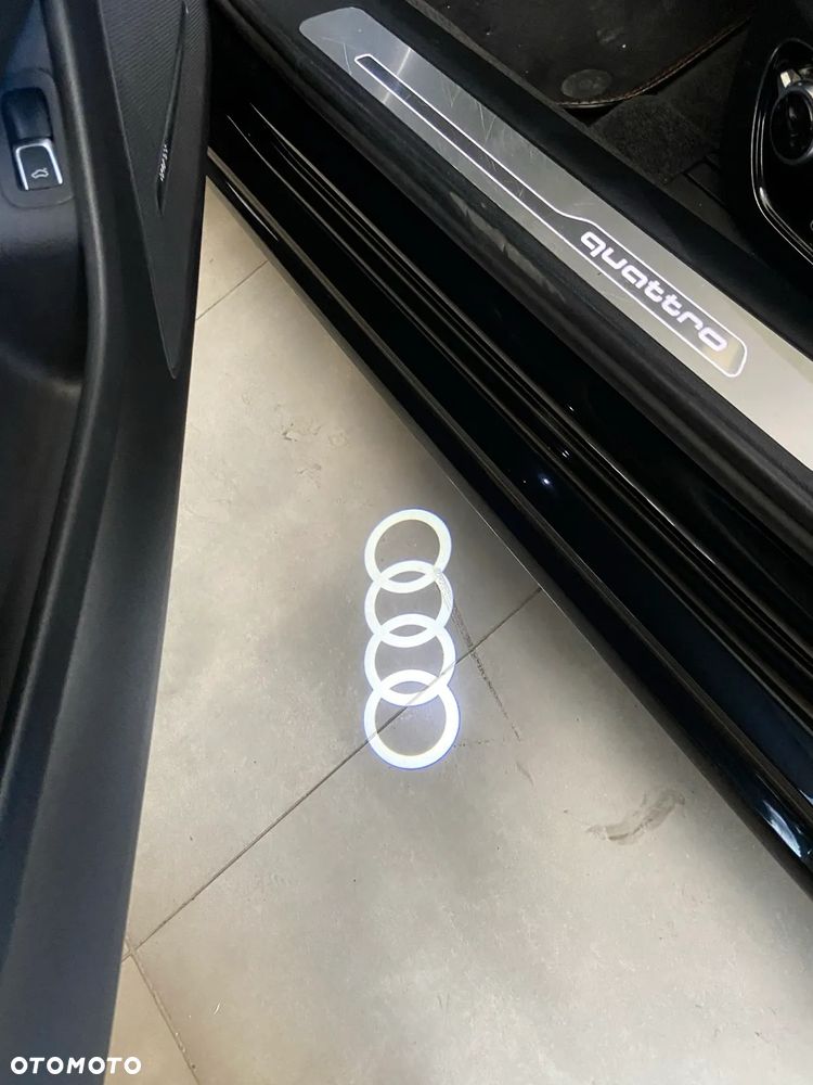 Audi S8 Plus 4.0 TFSI Quattro - 25