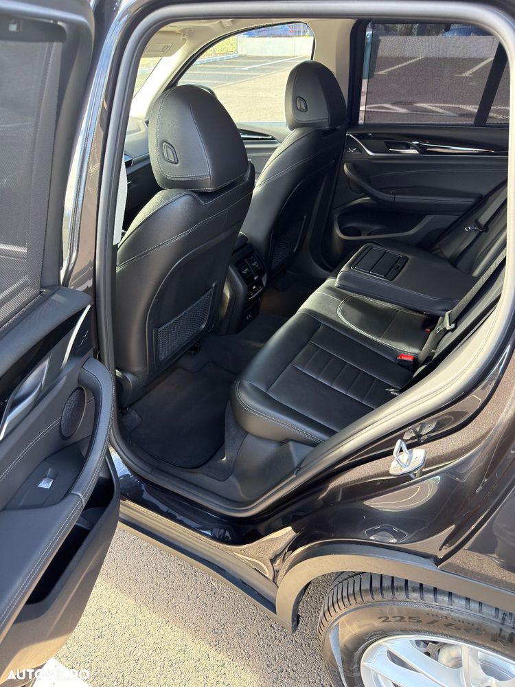 BMW X3 xDrive20i Aut. xLine - 27