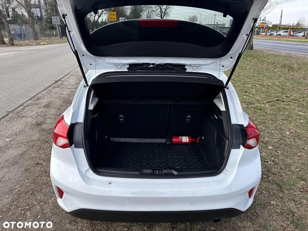 Ford Focus 1.0 EcoBoost Trend Edition Business - 10