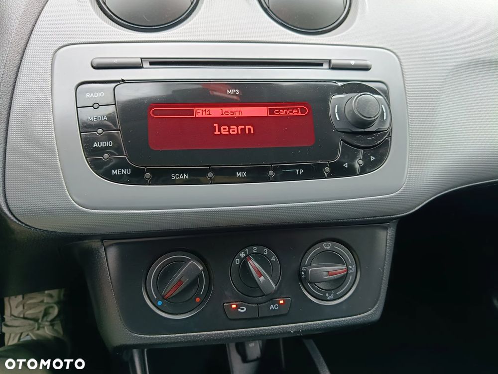Seat Ibiza 1.2 12V Reference - 14