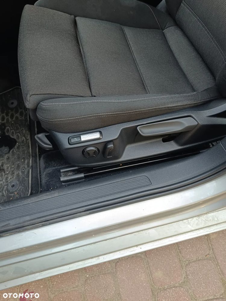 Volkswagen Passat 2.0 TDI BMT Highline DSG - 13