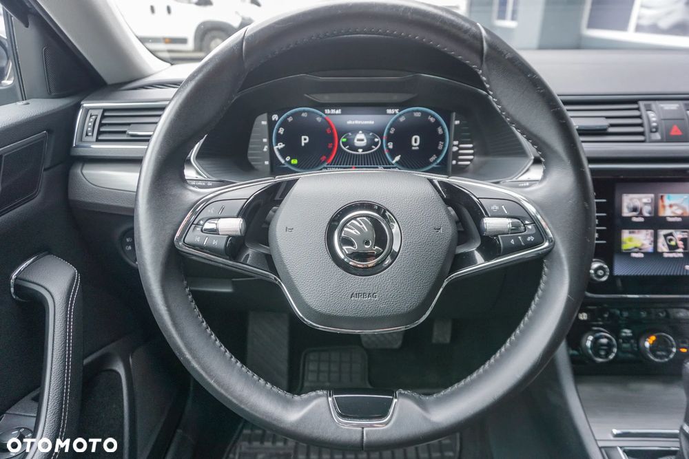 Skoda Superb 2.0 TDI SCR Style DSG - 11