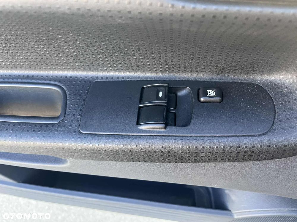 Mitsubishi Colt - 20