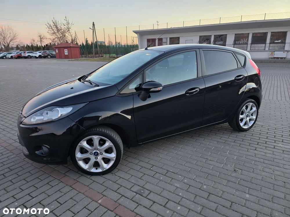 Ford Fiesta - 13