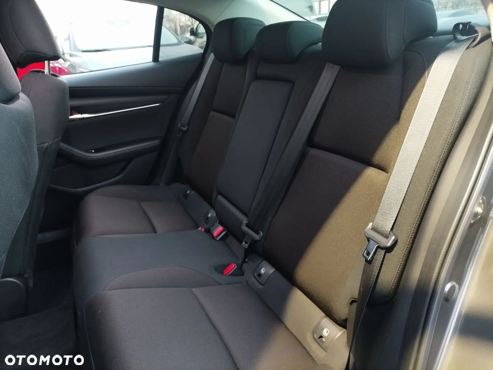 Mazda 3 2.0 mHEV Hikari - 16