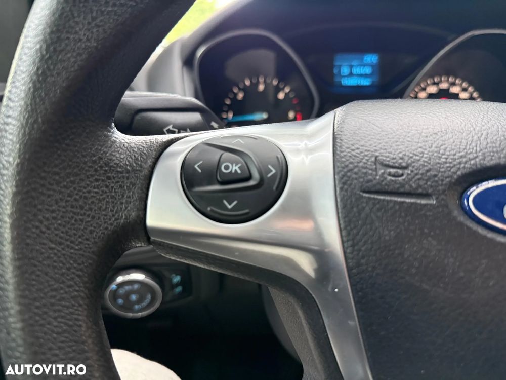 Ford Focus 1.6 TDCI DPF Trend - 14