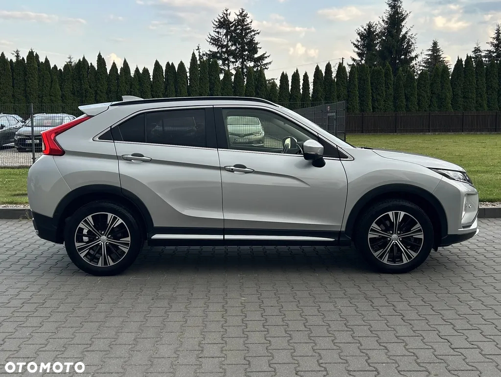 Mitsubishi Eclipse Cross - 17