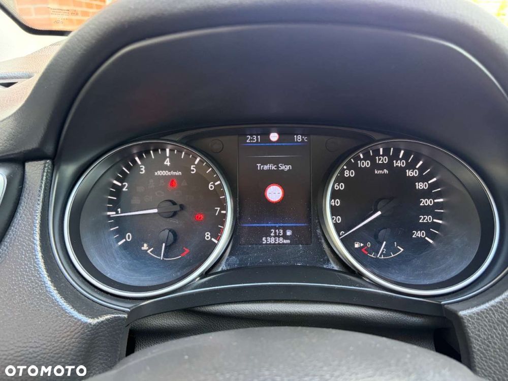 Nissan Qashqai 1.3 DIG-T Acenta - 9
