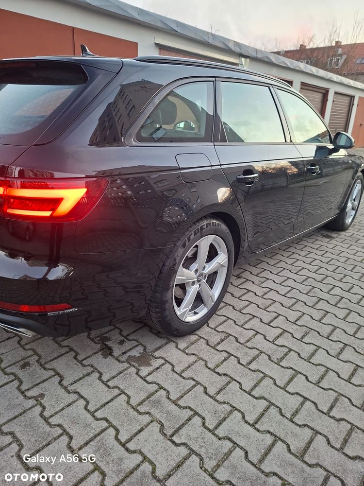 Audi A4 Avant 40 TDI S tronic - 5