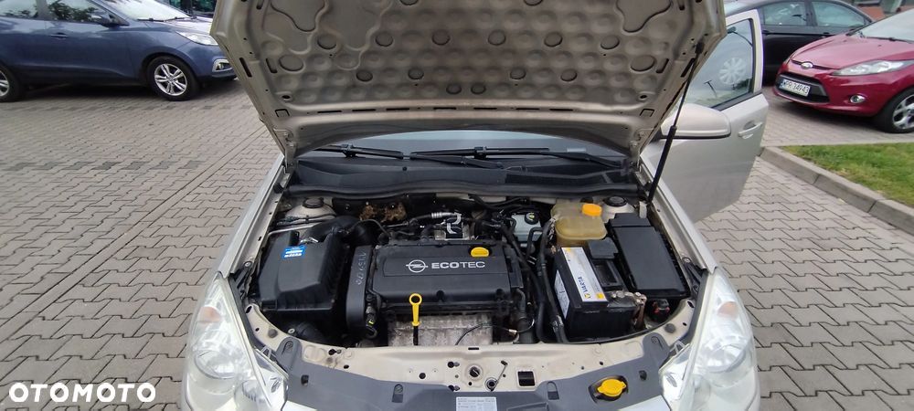 Opel Astra - 18