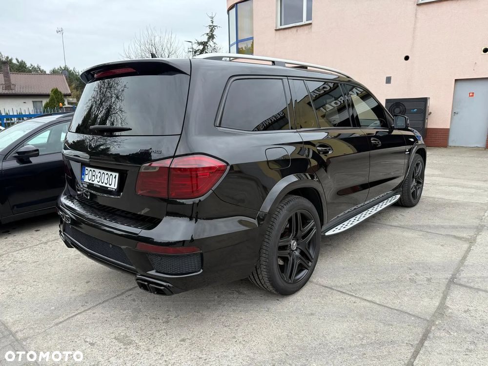 Mercedes-Benz GL 63 AMG - 3