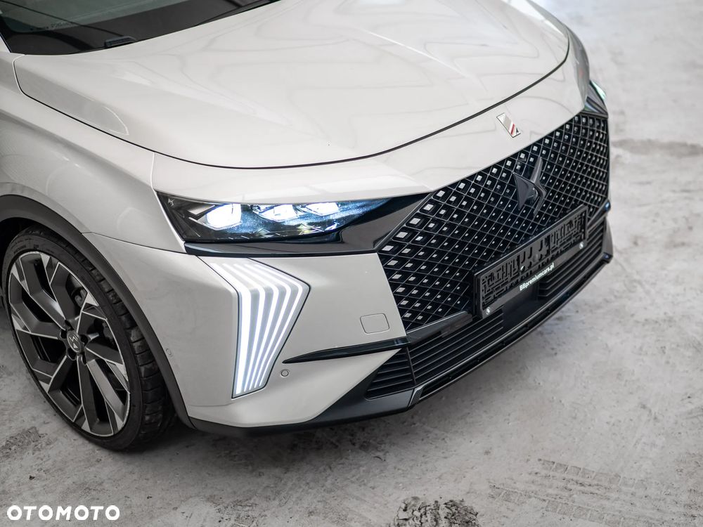 DS Automobiles DS 7 Crossback - 11