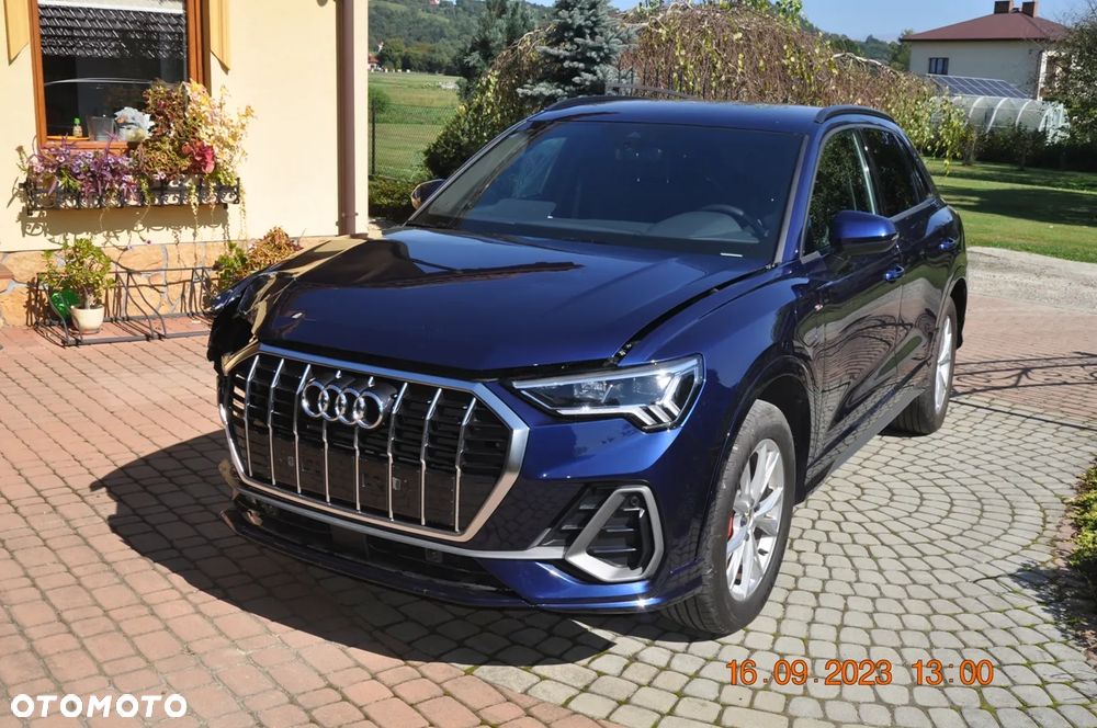 Audi Q3 ver-45-tfsi-e-s-line-s-tronic