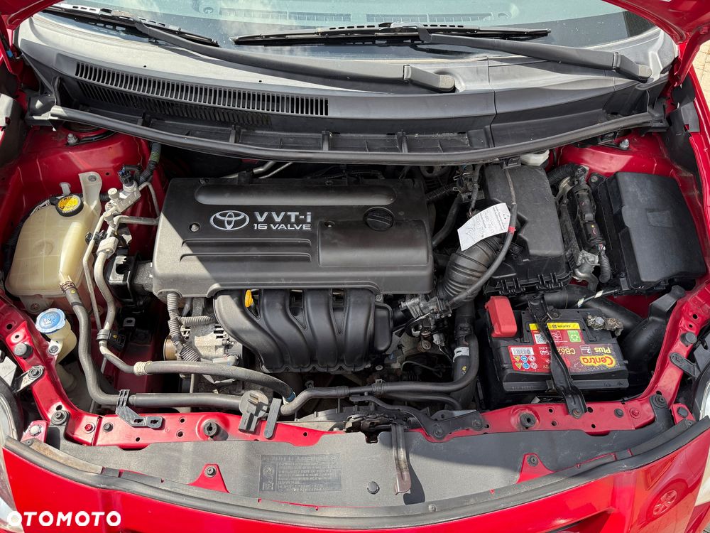 Toyota Auris 1.4 VVT-i Team - 29