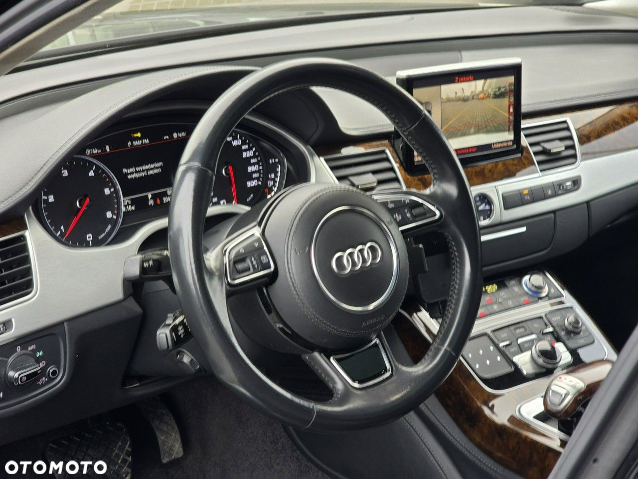 Audi A8 - 7