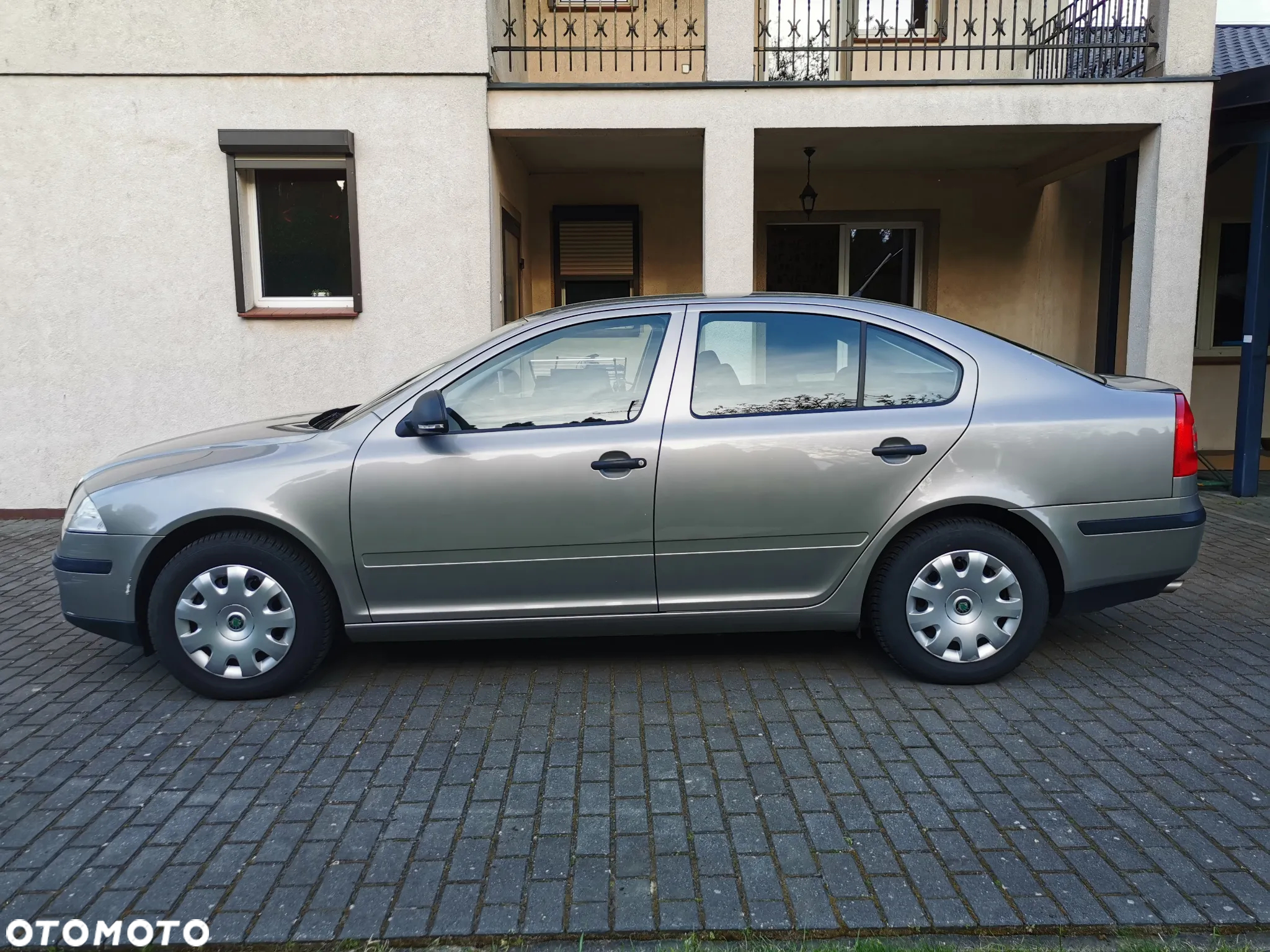 Skoda Octavia 1.6 Classic - 3