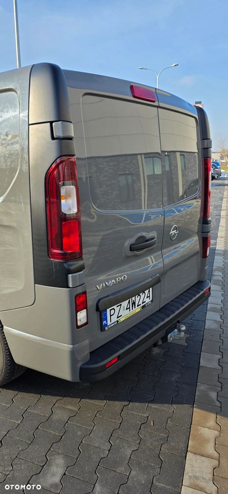 Opel Vivaro B - 16