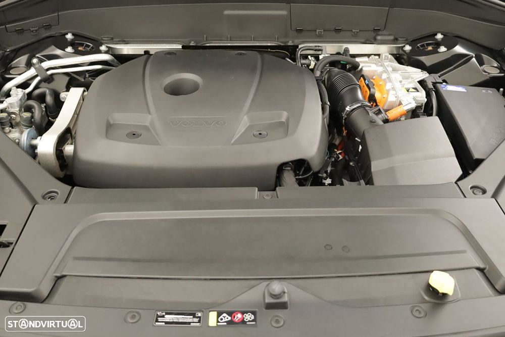 Volvo XC 90 2.0 T8 PHEV Plus Bright AWD - 28