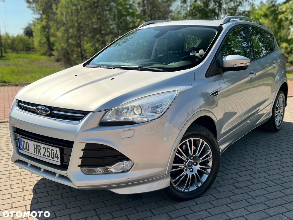 Ford Kuga - 1
