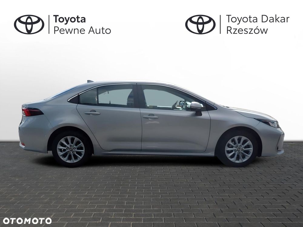 Toyota Corolla - 6