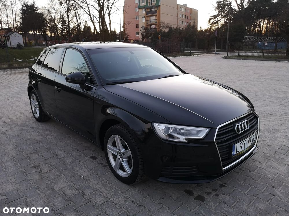 Audi A3 Sportback 1.6 TDI S tronic sport - 24
