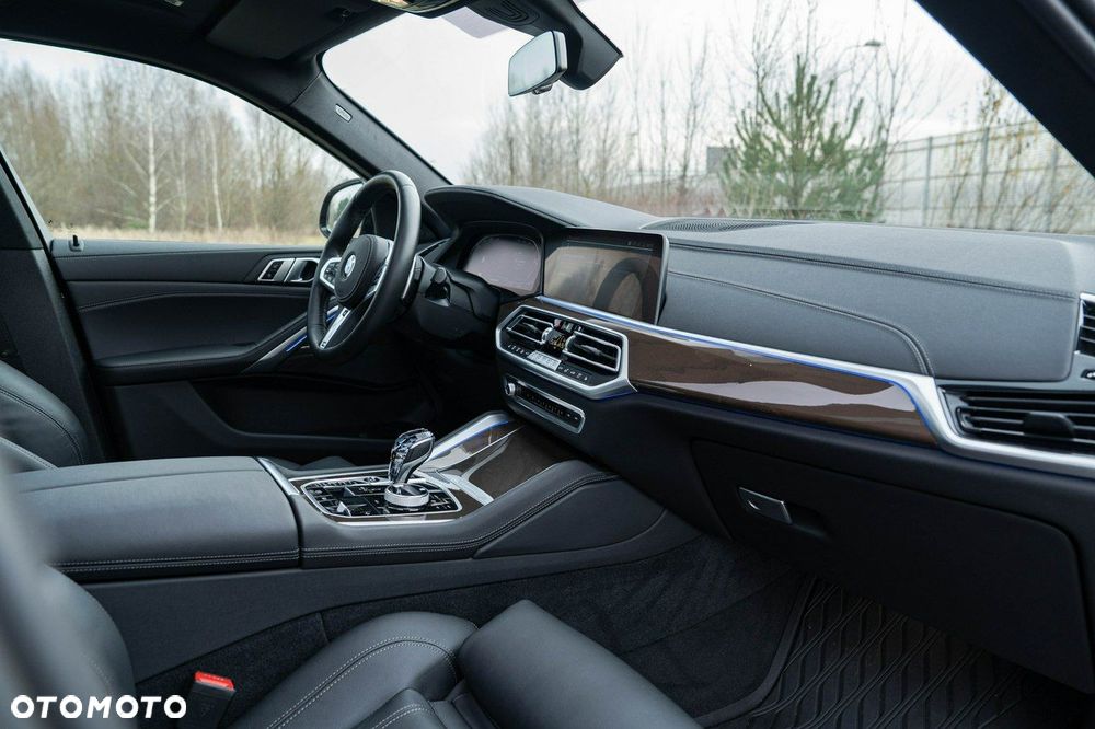 BMW X6 xDrive40i - 22