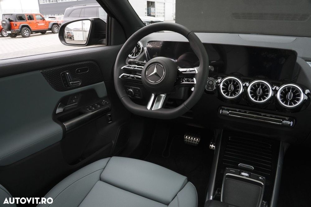Mercedes-Benz GLA 220 4MATIC MHEV Aut. - 31