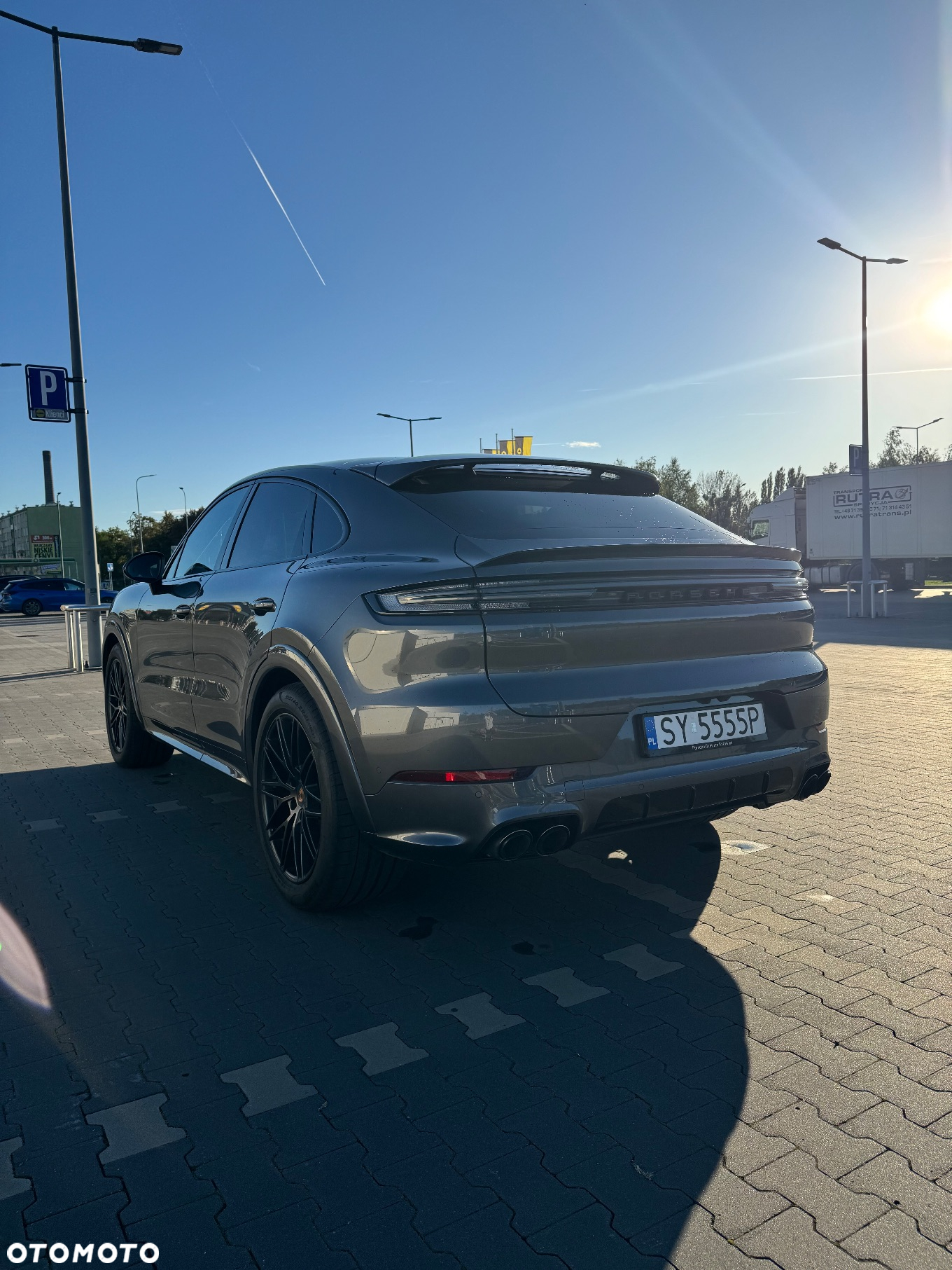 Porsche Cayenne Coupe GTS - 12