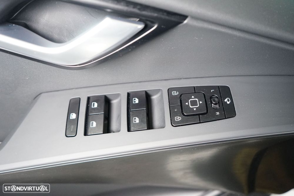 Kia Niro 1.6 GDi HEV Tech - 23
