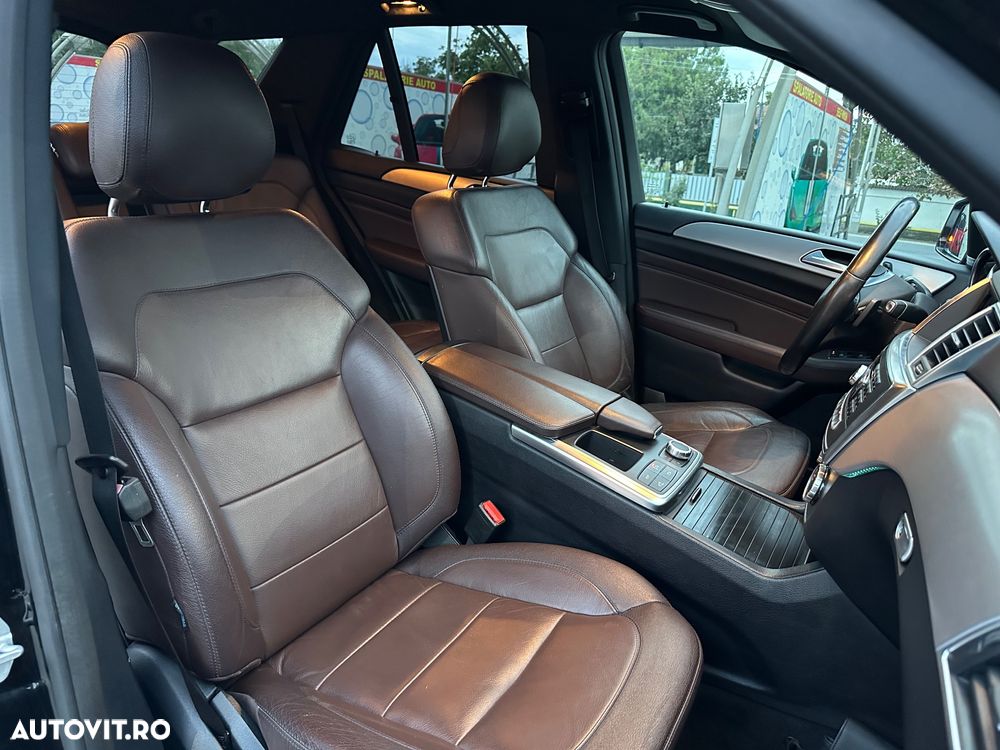 Mercedes-Benz ML 350 BlueTec 4MATIC Aut - 18