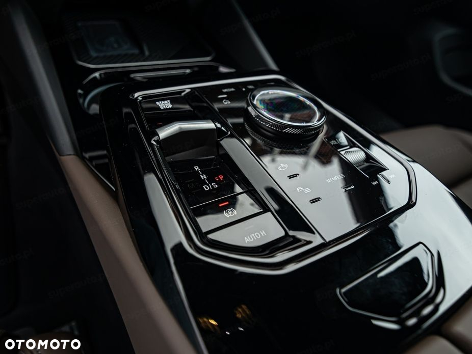 BMW Seria 5 - 23