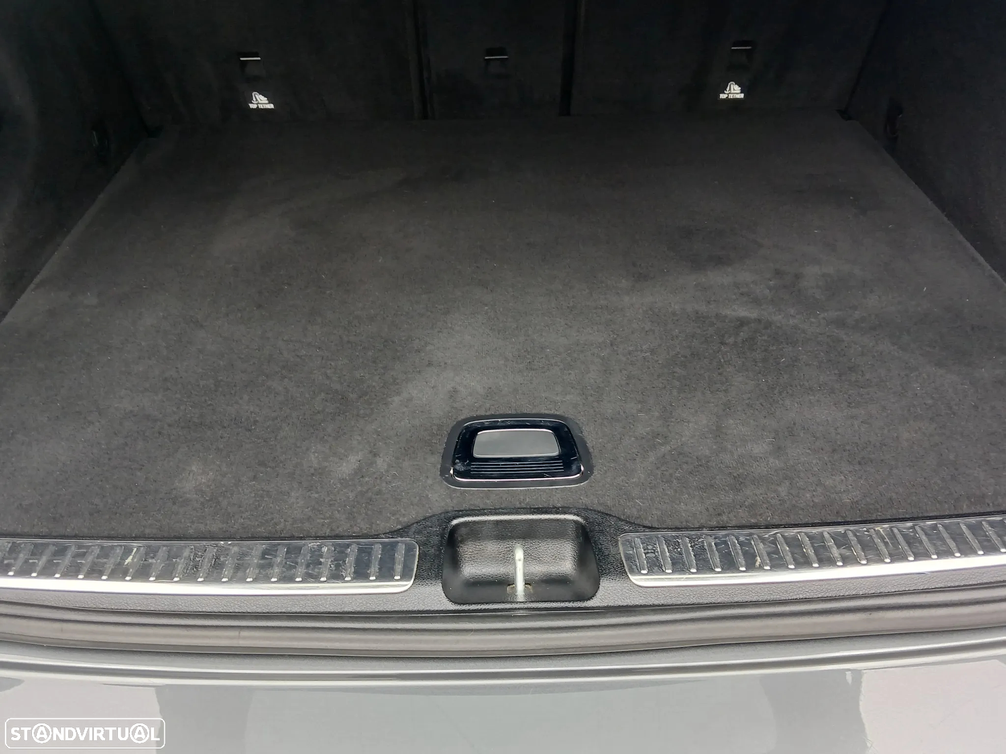 Mercedes-Benz GLC 250 d 4Matic 9G-TRONIC AMG Line - 47