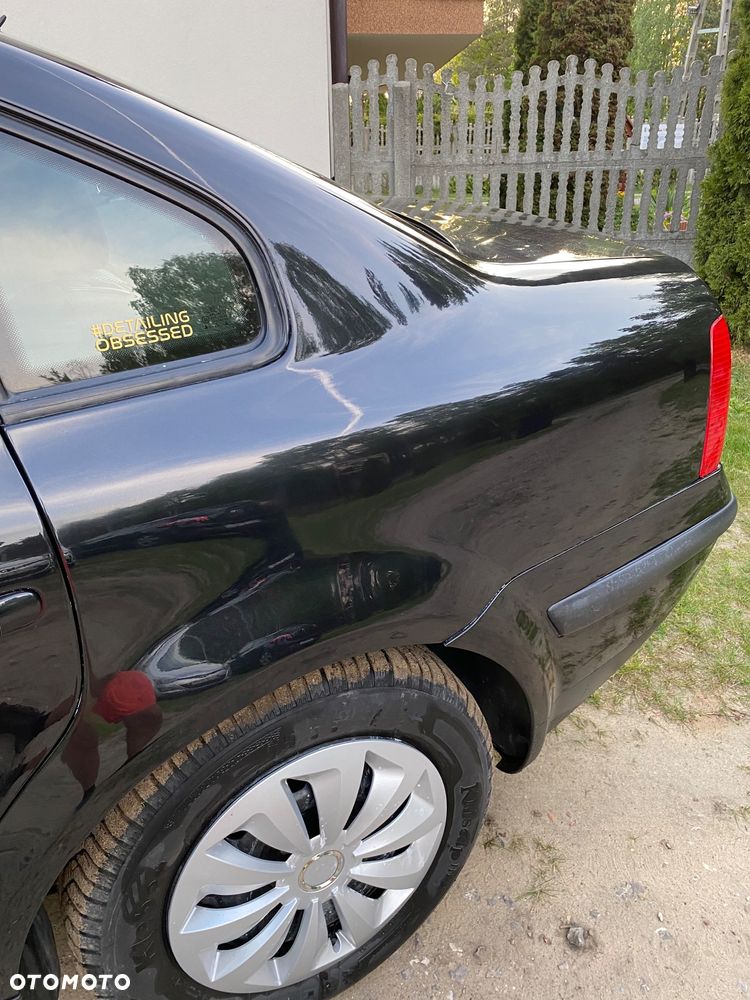 Volkswagen Passat - 14