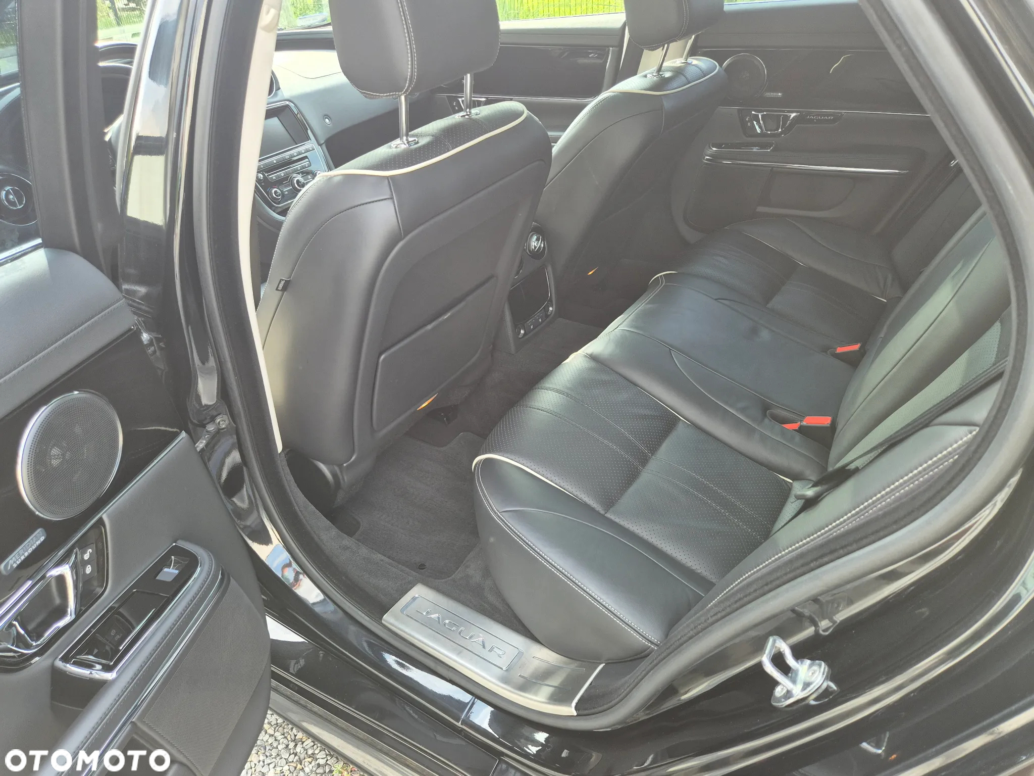 Jaguar XJ 3.0 V6 Kompressor Premium Luxury - 22