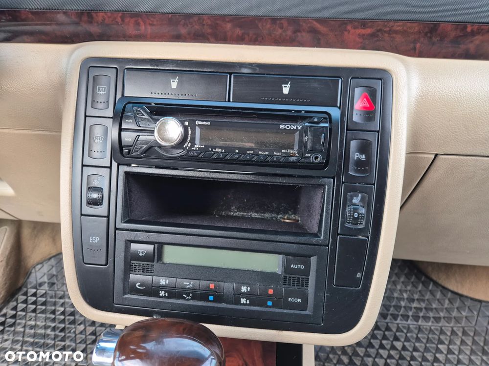 Volkswagen Sharan 1.9 TDI Automatik Highline - 25