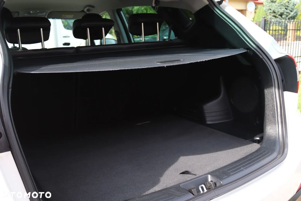 Hyundai ix35 1.6 2WD Fifa World Cup Edition - 21