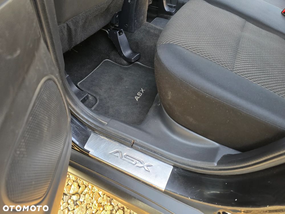 Mitsubishi ASX 1.6 Intense AS&G - 23