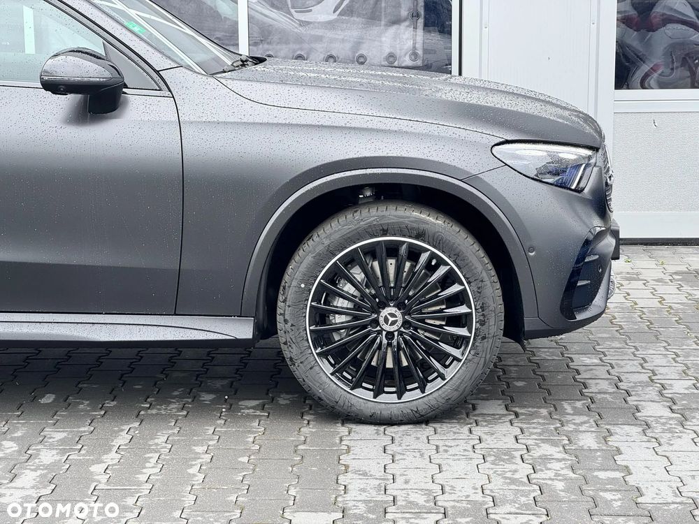 Mercedes-Benz GLC 300 e PHEV 4-Matic AMG Line - 8