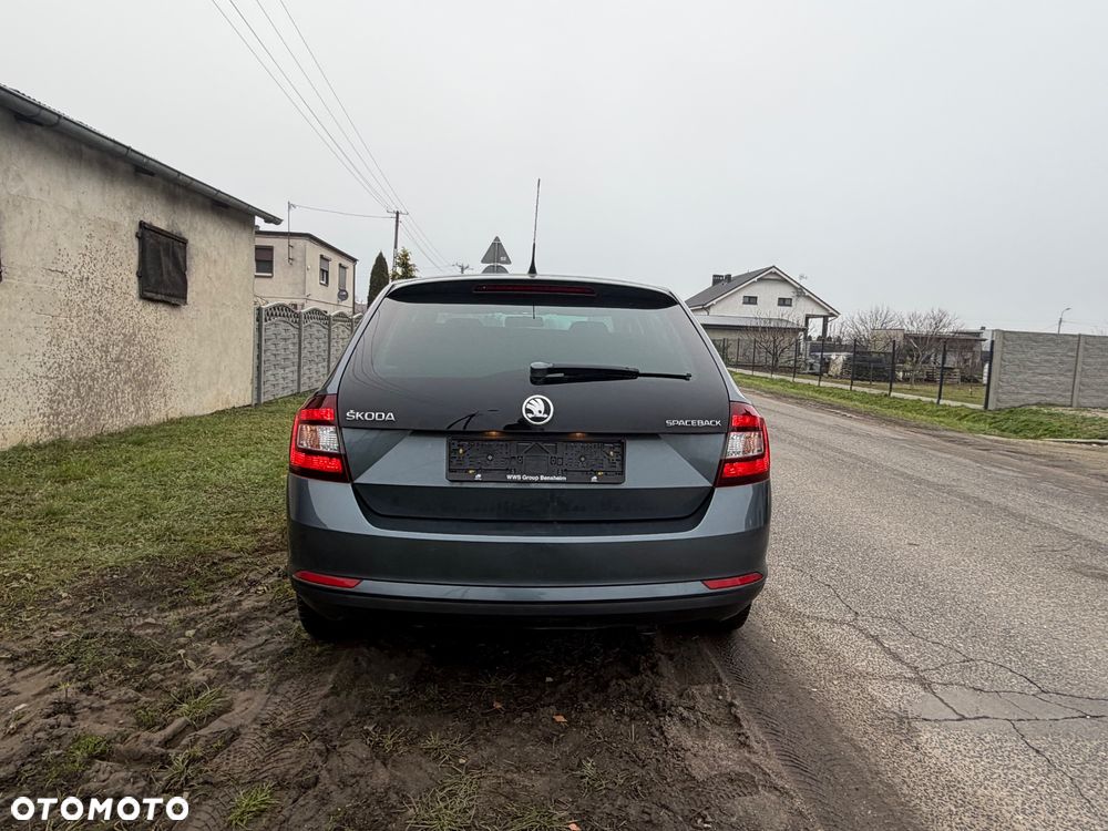 Skoda RAPID 1.2 TSI Style Plus - 15