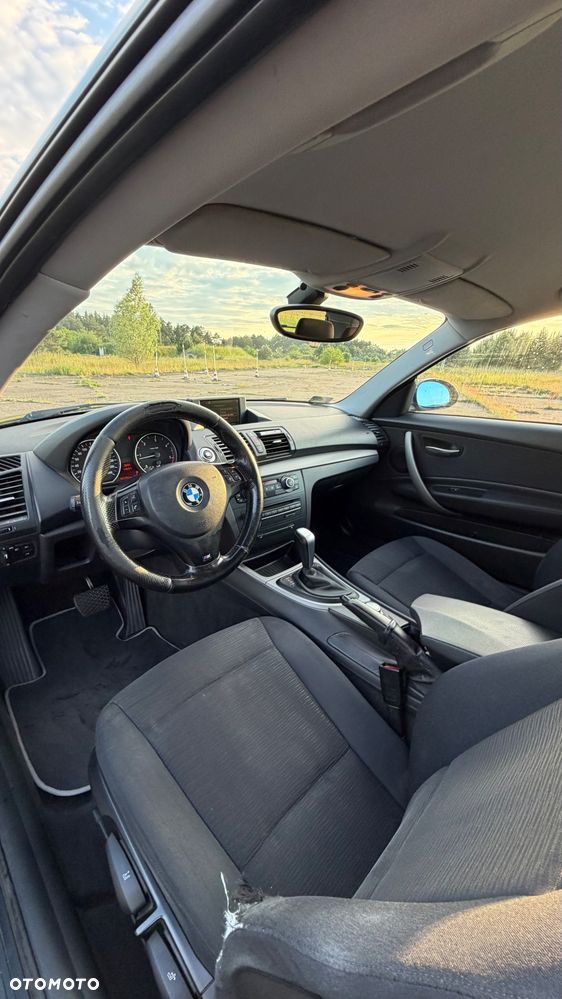 BMW Seria 1 118d DPF - 32