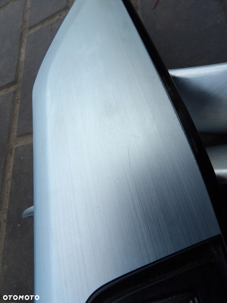 BMW - F30 - KOMPLET LISTEW OZDOBNYCH - DEKORY - KRATKI NAWIEWU - SZCZOTKOWANE ALUMINIUM - MANUAL - EUROPA - 9218549  9218551 - 12