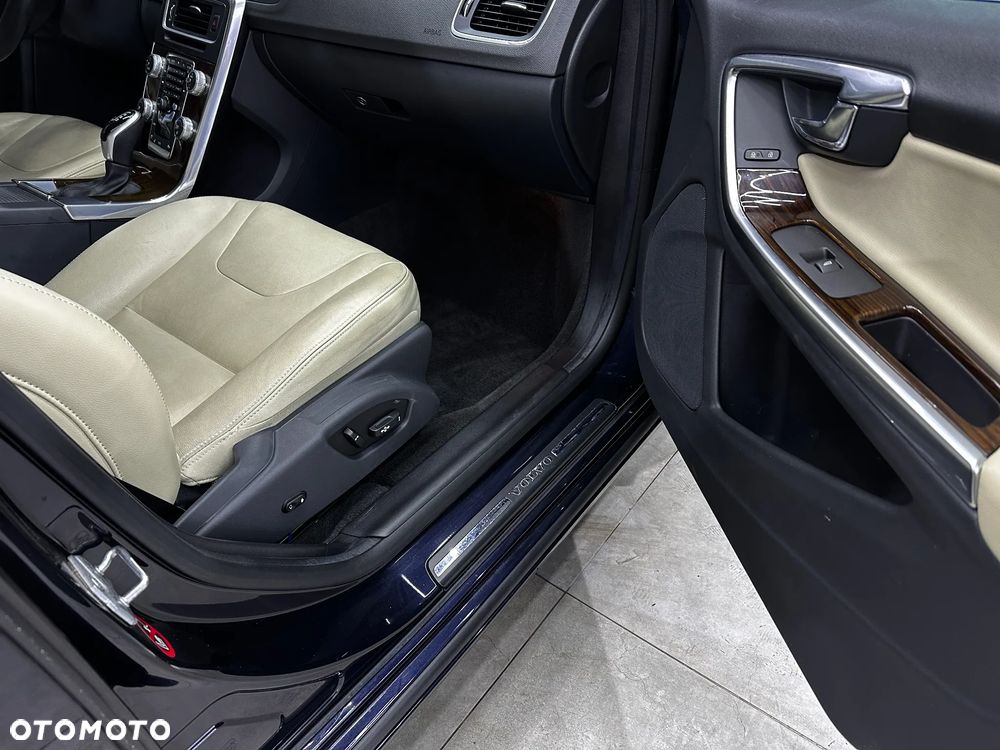 Volvo S60 2.5 T5 AWD - 30